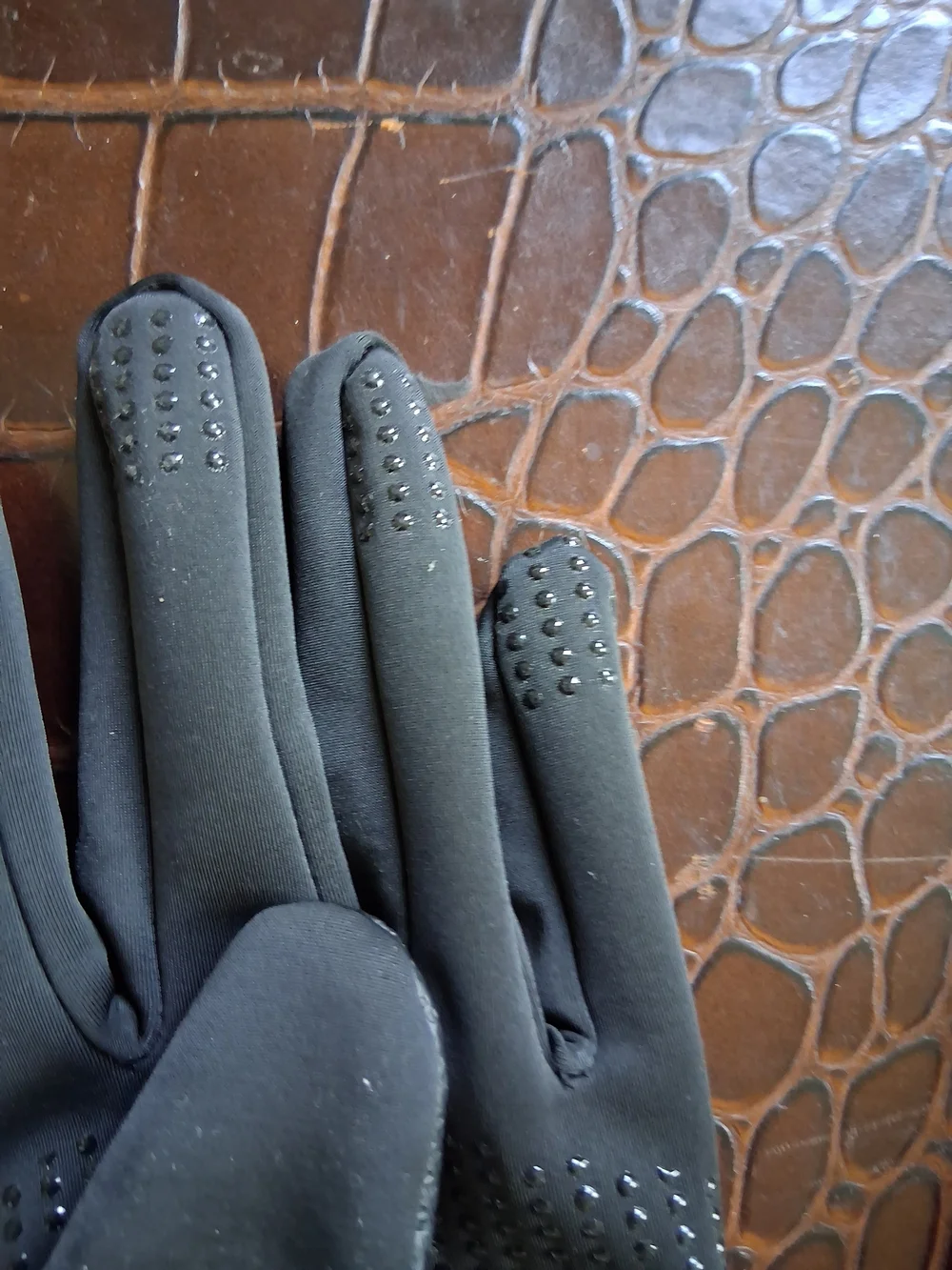 Touchscreen-Compatible Heated Winter Gloves - Black